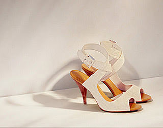 Footwear retouching for Nine West Group